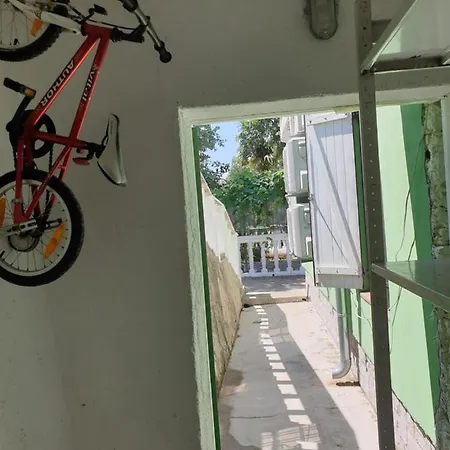 Pobri דירה מטולי