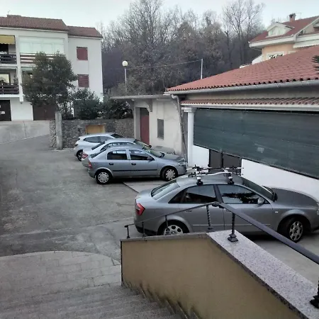 Pobri Appartamento *